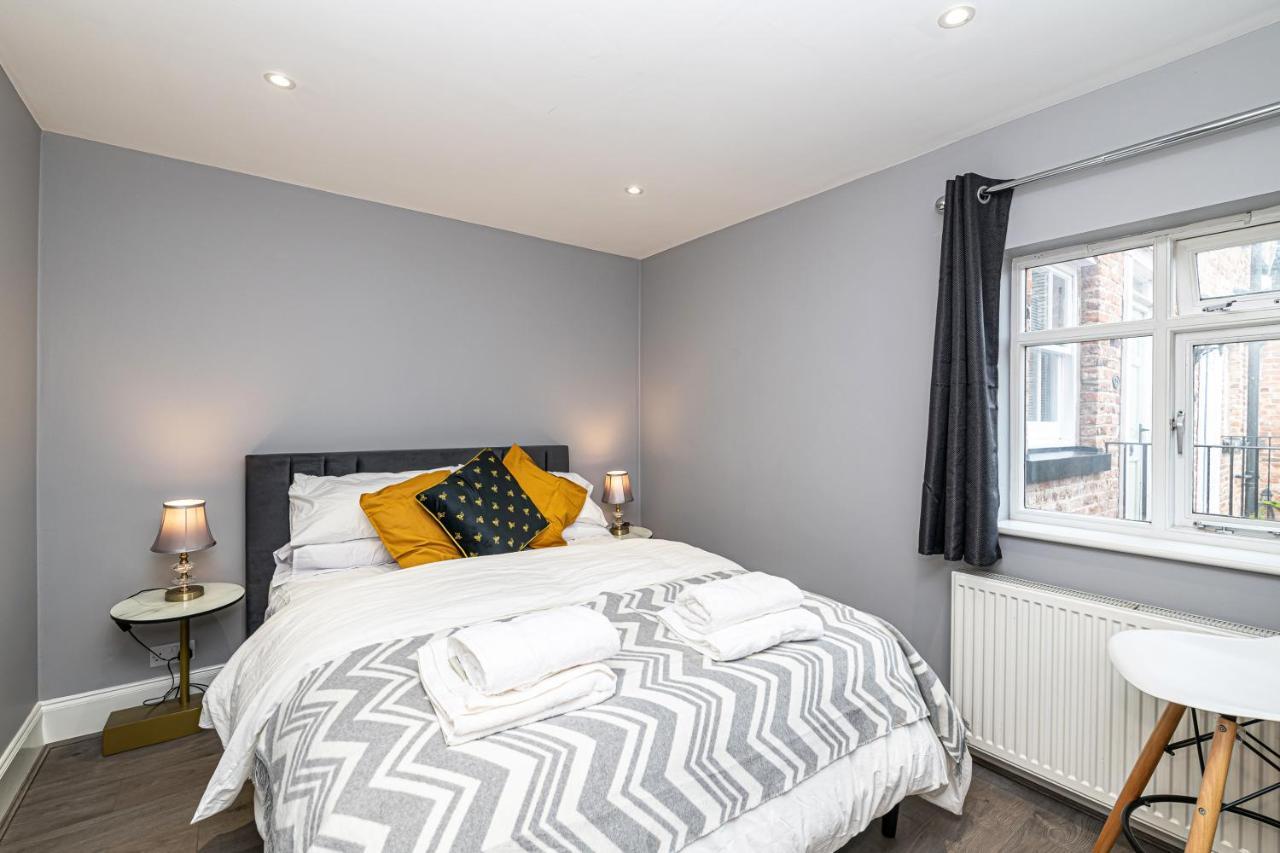 The Popular Chester Racecourse Apartments, Sleeps 4, Free Parking Exterior foto